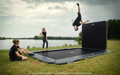 Батут Berg Ultim Champion FlatGround 410 Grey з AeroWall - Зображення 3